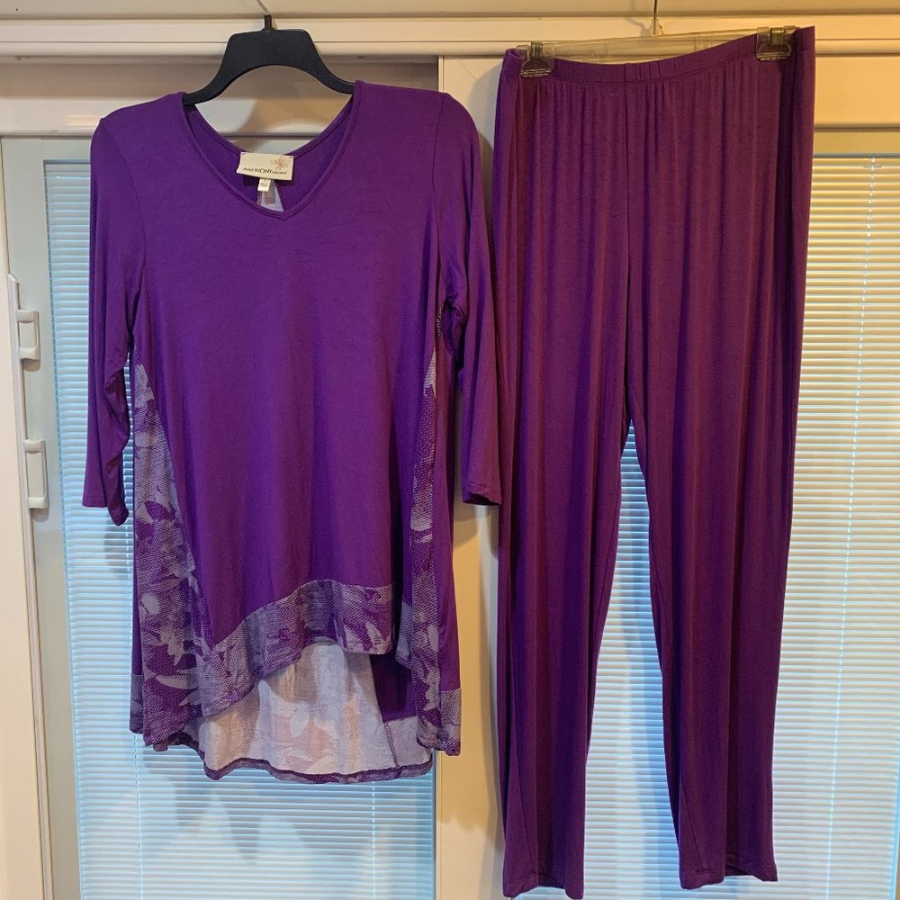 NWOT Anthony Originals Loungewear/Pajama Set 3/4 Length Sleeve Purple Size Large